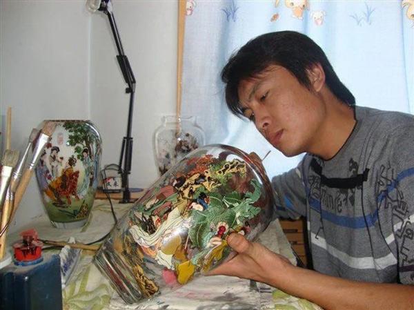 李海波：大型瓶里的內畫藝術欣賞