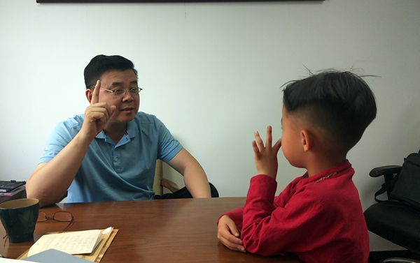 到人民中去！藝術家下基層受熱捧