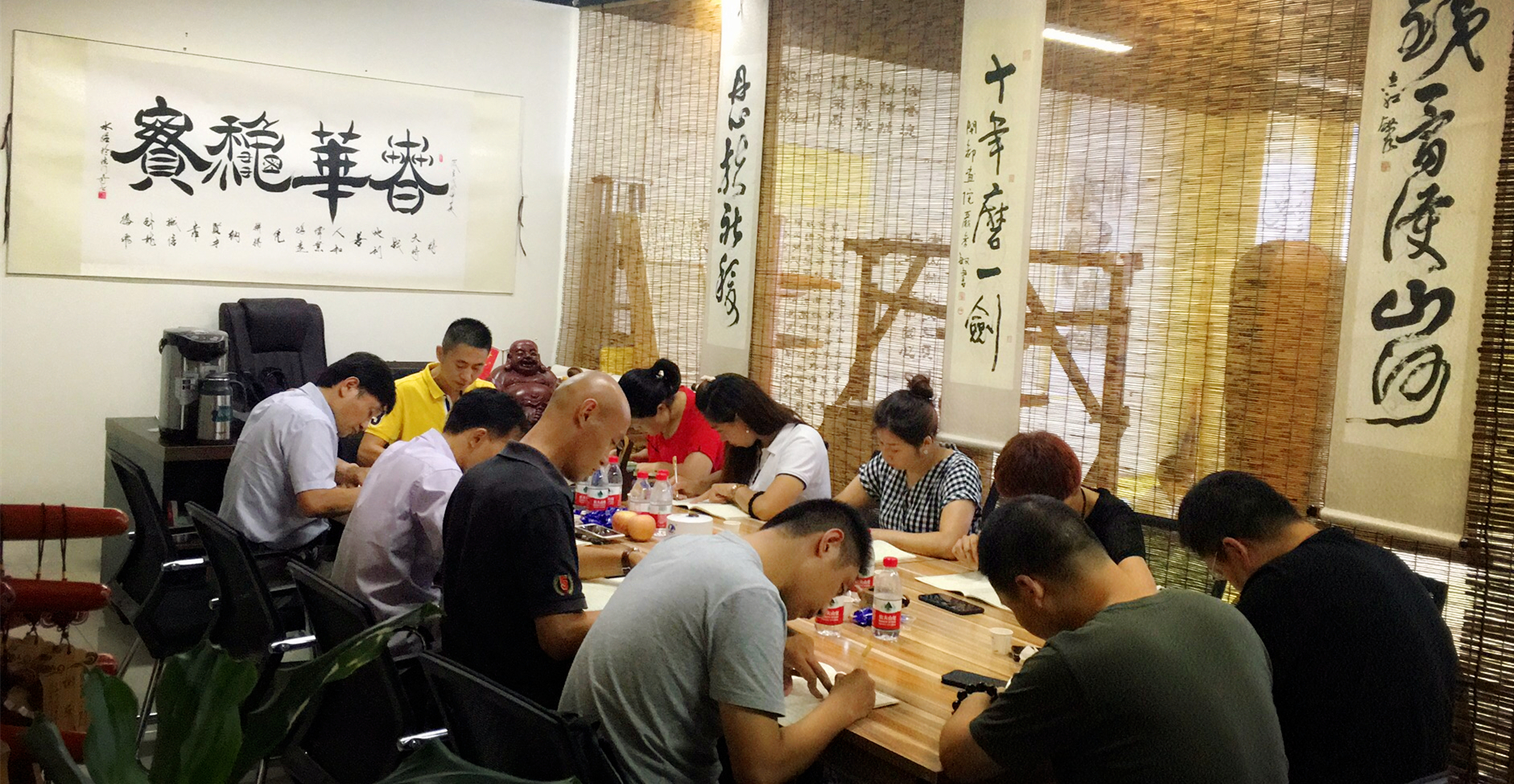 “品茗抄經(jīng)、暑你最靜”龘賢居8月月度活動圓滿閉幕