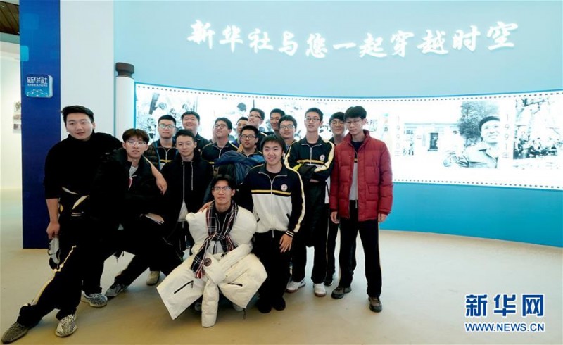 慶祝改革開放40周年大型展覽累計參觀人數接近100萬人次