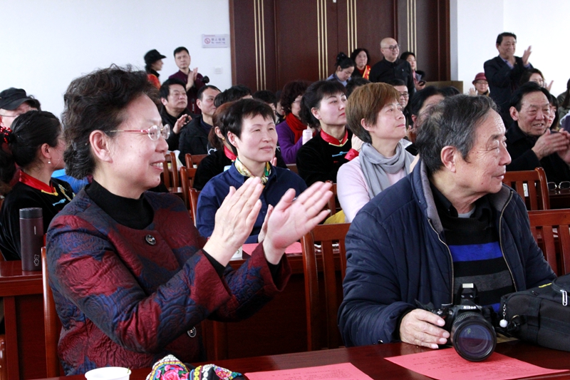 　　2019 “與你同行”迎春聯誼會