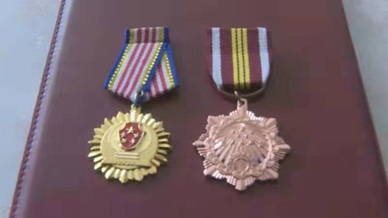 鐵骨柔情擔道義 忠誠奉獻鑄警魂——好民警謝武東