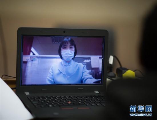 戰“疫”的一天——新華社記者直擊湖北保衛戰