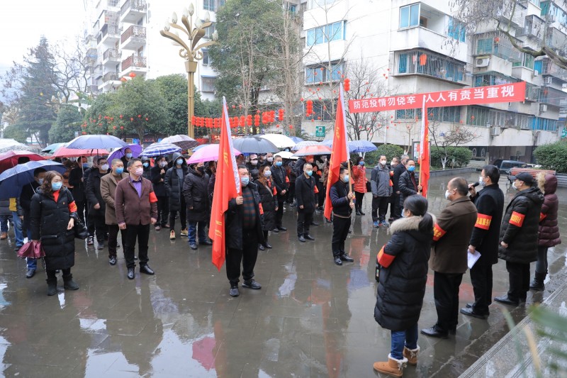 四川劍閣抗疫一線守護的戰士們