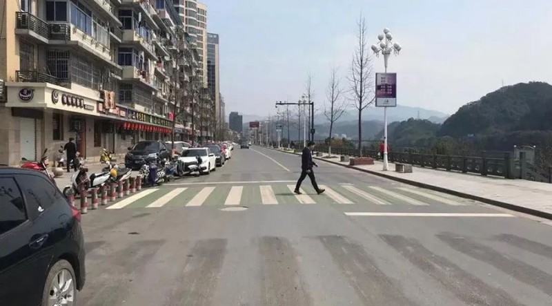 24張對比圖！這是泄洪前后的新安江城區 航拍畫面讓人痛心