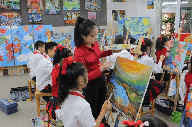 直擊全國多地開學(xué)首日：課后服務(wù)能滿足學(xué)生、家長的需求嗎