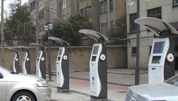 充電樁“有人建、沒人管”？你的新能源車充電方便嗎
