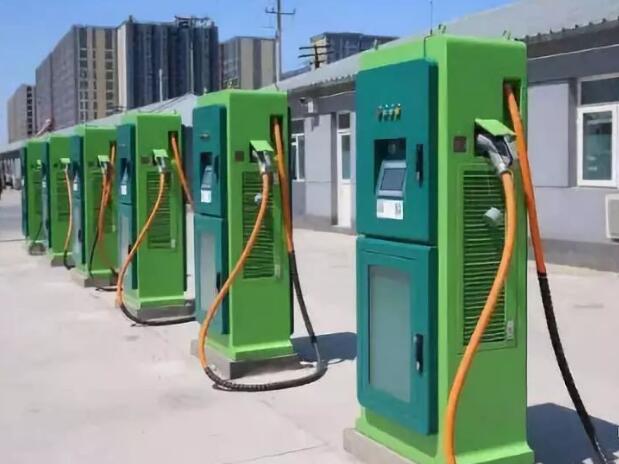 充電樁“有人建、沒人管”？你的新能源車充電方便嗎