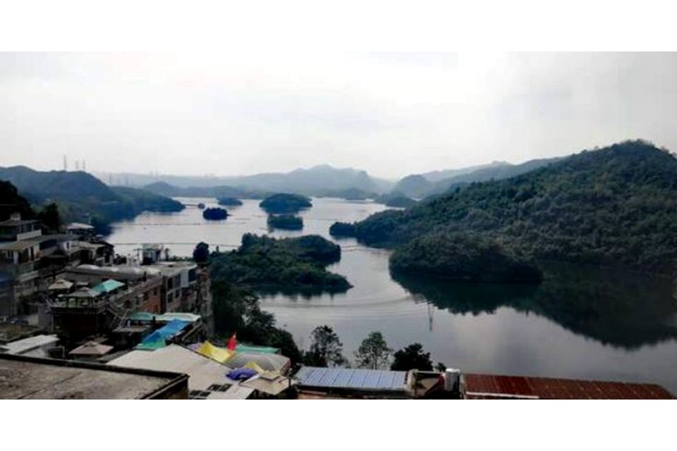 林城，在沒(méi)有飄雪的初冬親近您