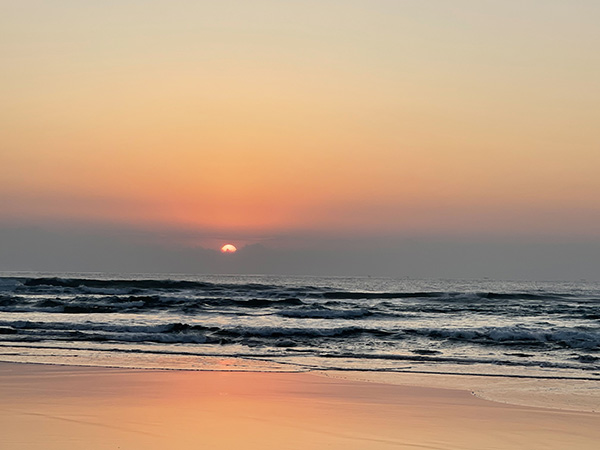 慧秋手機(jī)拍圖——海上日出