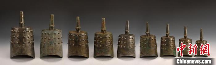 山西發現春秋晚期卿大夫墓 出土成套編鐘樂器