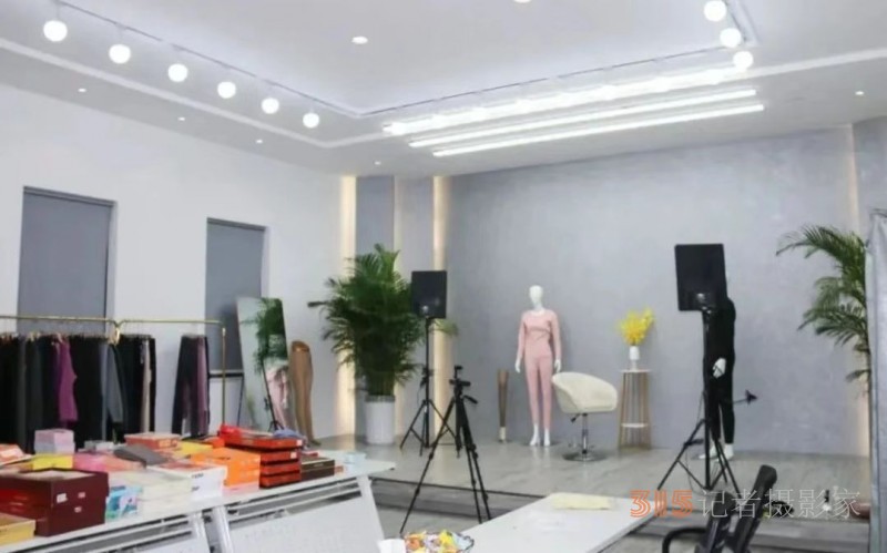 河南紡織服裝產業學院理事會成員企業走進密蘭小鎮