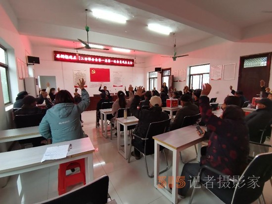 駐村幫扶暖人心 助力振興顯真情 ---記駐村工作隊隊長操江濤