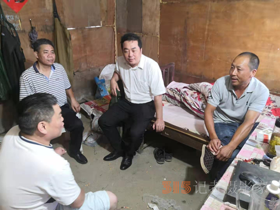 駐村幫扶暖人心 助力振興顯真情 ---記駐村工作隊隊長操江濤