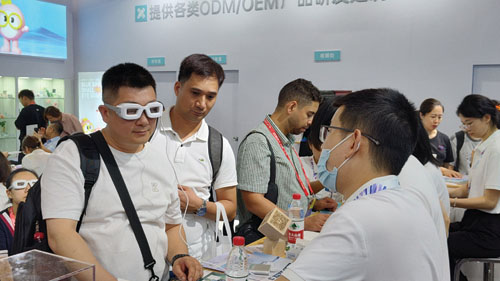 第三十四屆中國國際眼鏡業展覽會在北京舉辦 開啟眼鏡行業“新視界”