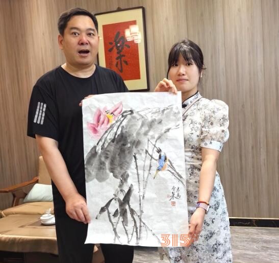 英國兩院院士理查德·朱莉安諾蒂先生赴濟南調研泉水文化，共謀文化傳承與創新