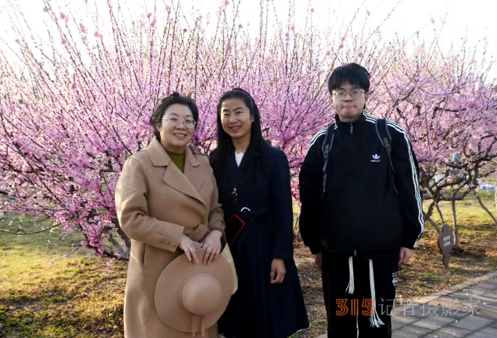 樂訂坊成功舉辦“花香上巳節(jié)，春騁老君堂”非遺漂漆體驗(yàn)賞花拍攝活動(dòng)
