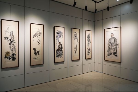 “墨潤鵲華”書畫藝術展在濟南開幕 搭建南北文化交流新平臺