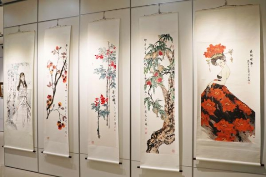 “墨潤鵲華”書畫藝術展在濟南開幕 搭建南北文化交流新平臺