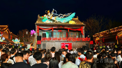 洛邑古城夜未央，漢服華彩映華光