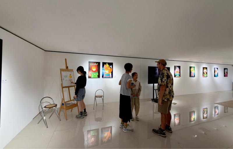 西班牙藝術家KOCTEL個展《橙色樂園》登陸北京216SPACE
