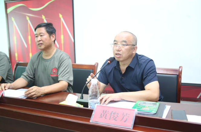 玉屏縣舉辦2025年秋季農(nóng)業(yè)種植技術(shù)培訓(xùn)會 碳?xì)浜朔手ΨN植戶增產(chǎn)增收