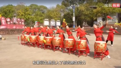 鼓之鳴  威之風——龍岡女子鼓舞隊奏響鄉(xiāng)村新樂章