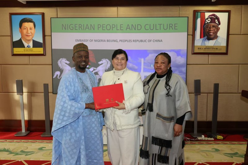 中醫(yī)傳承人李玉萍：39 年堅守家訓(xùn) 融合三醫(yī)智慧傳承非遺中醫(yī)