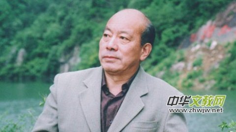 著名書法家、詩(shī)人沈鴻根 詩(shī)書雙逸一江鳥