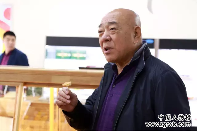 牛基來了特殊客人！毛澤東特型演員張文、國(guó)家一級(jí)演員劉大剛蒞臨