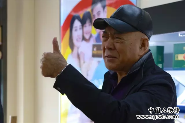 牛基來了特殊客人！毛澤東特型演員張文、國(guó)家一級(jí)演員劉大剛蒞臨