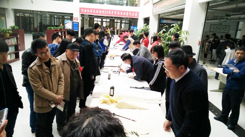 紀念紅軍長征勝利80周年軍旅書畫家作品展在鄭州舉辦