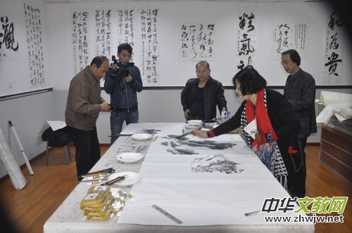 北京明文化交流中心新商場(chǎng)開(kāi)業(yè)慶典在昌平區(qū)十三陵隆重舉行