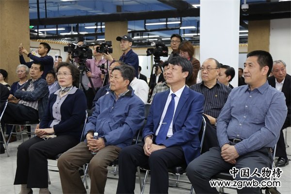 《玉蘭時節又逢君》胡樂平玉蘭作品展隆重開幕