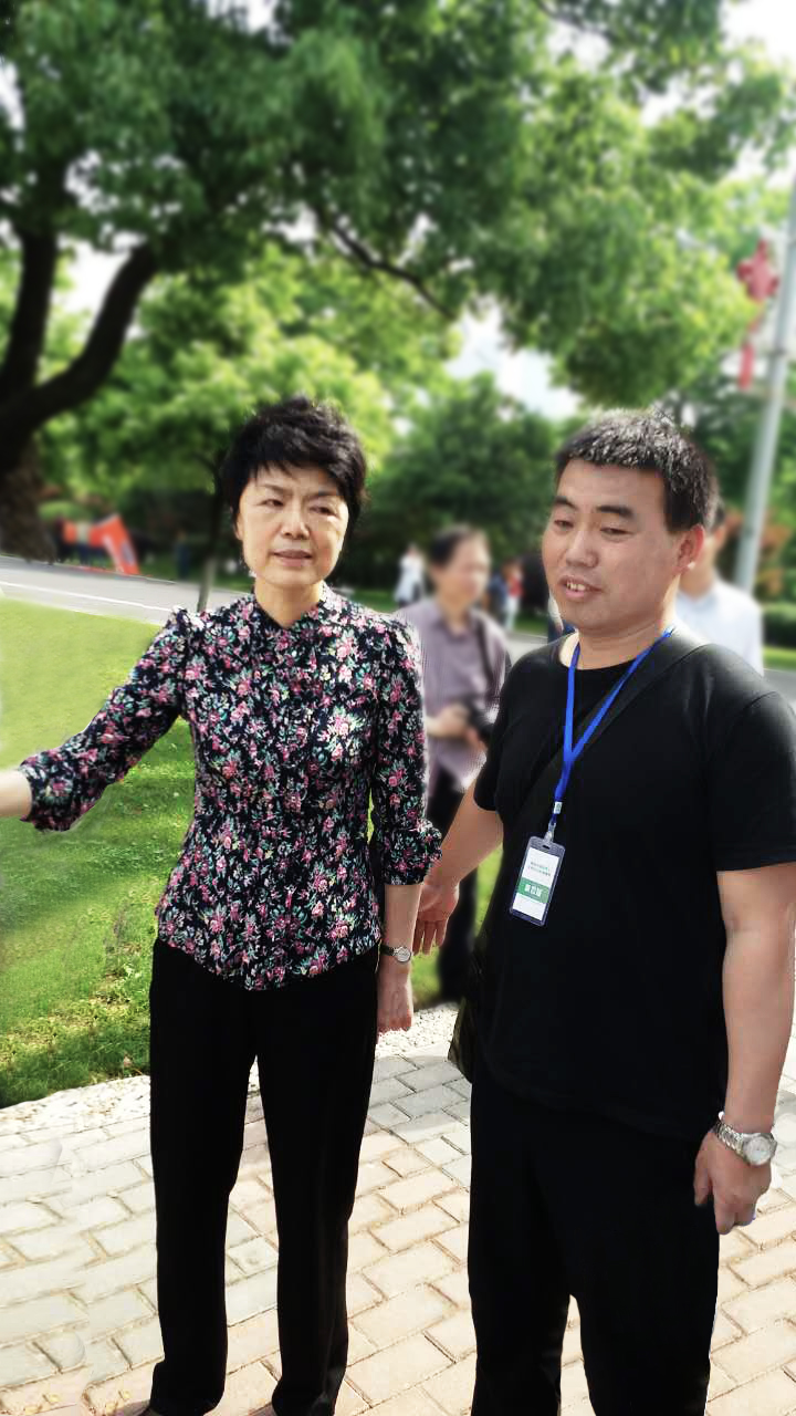 湯紅星導演受邀參加首屆全國肢殘人輪椅馬拉松健身賽