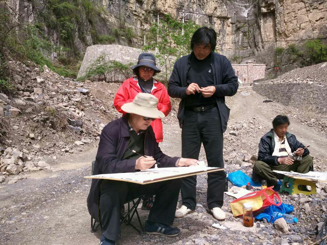 母親，您別再騙我……靳軍榆樹溝寫生日志