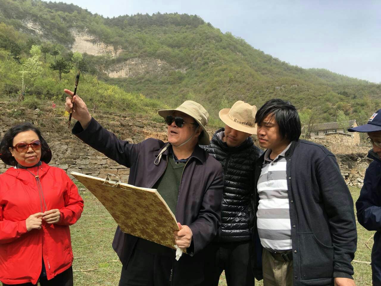 母親，您別再騙我……靳軍榆樹溝寫生日志