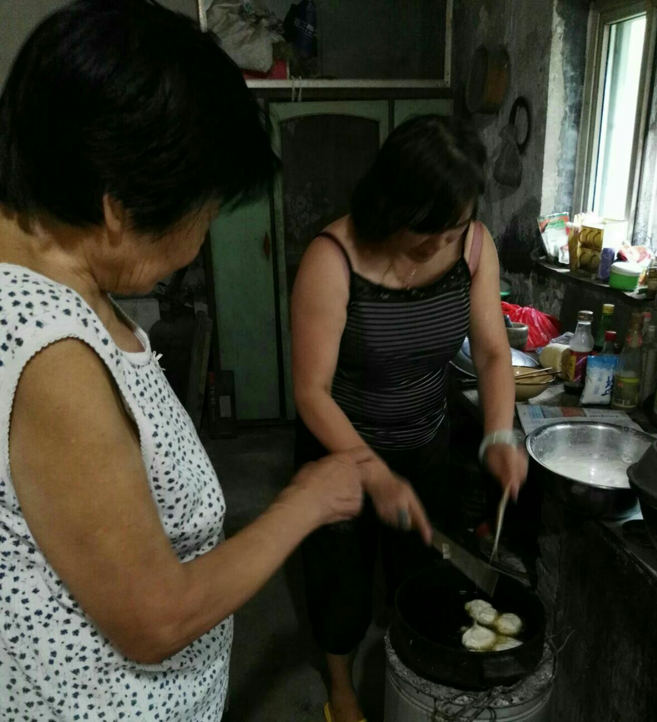 母親，您別再騙我……靳軍榆樹溝寫生日志