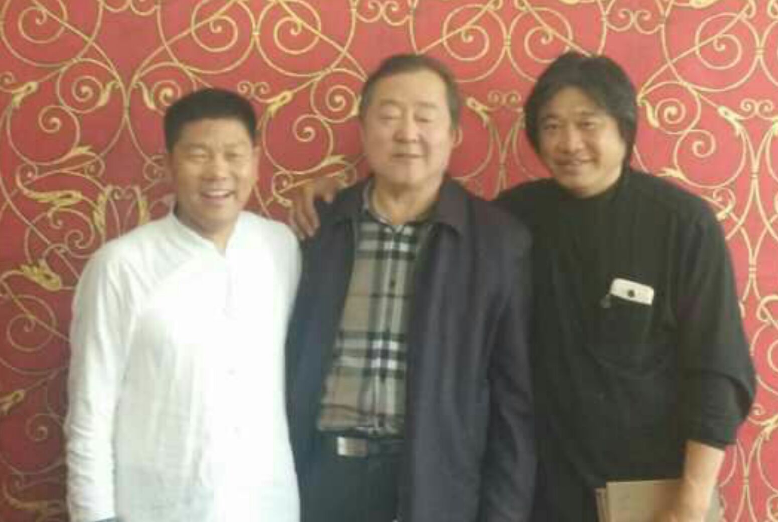 母親，您別再騙我……靳軍榆樹溝寫生日志