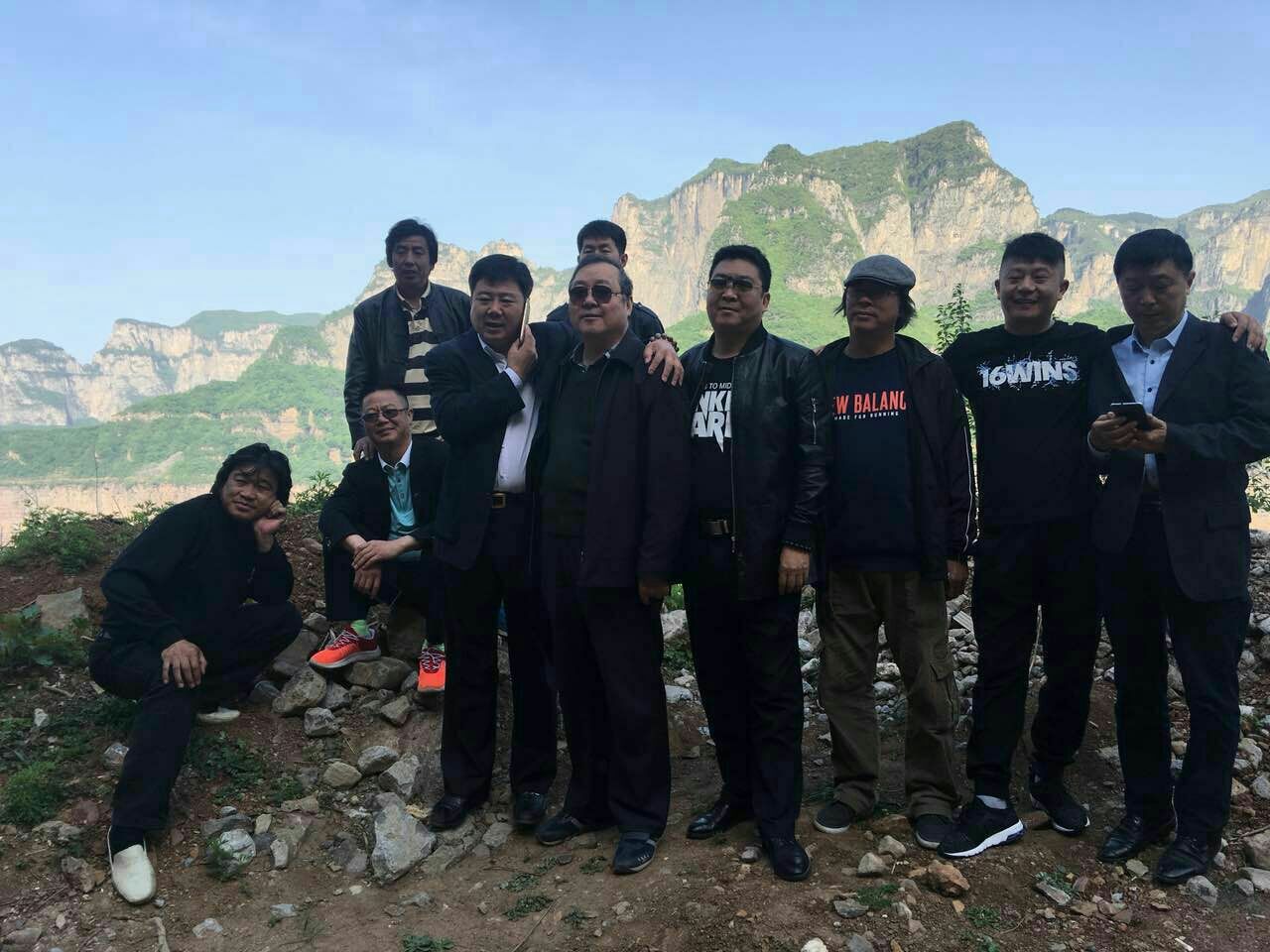 母親，您別再騙我……靳軍榆樹溝寫生日志