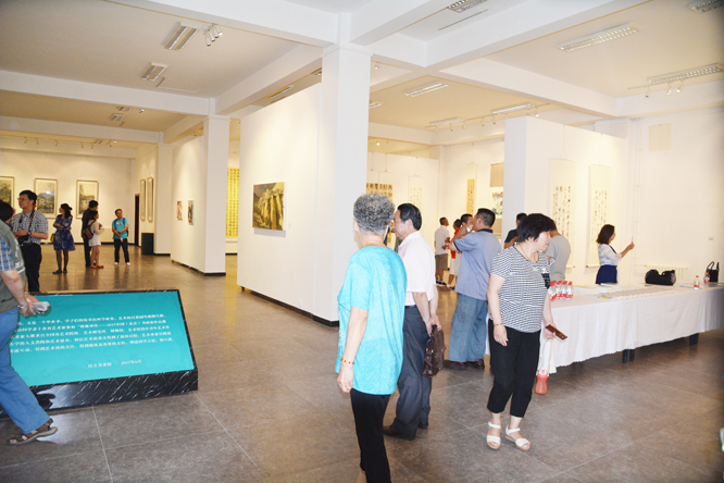 博雅承傳—2017中國（北京）書畫家作品邀請展”在北京漢方美術館舉行