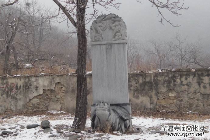 北京房山金祖山風(fēng)景區(qū)內(nèi)十字寺遺址