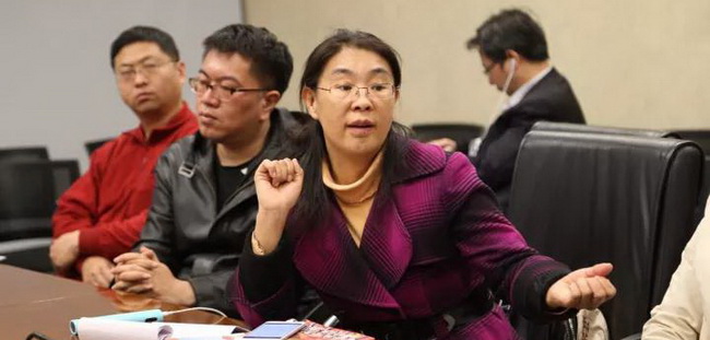 新時代雷鋒精神與小城鎮公共文化建設研討會在人民日報社召開