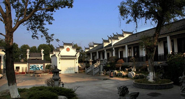 哇！一群武術(shù)界冠軍暢游武漢茂康嘉園
