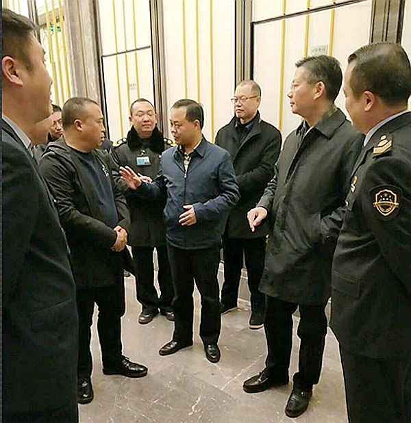 涪陵區領導到宴喜天地文化主題酒店檢查食品安全