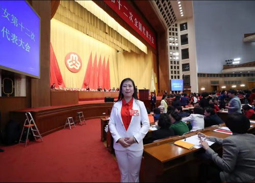 幗姐帶你走進中國婦女十二大|十二大有個小“詩協”？