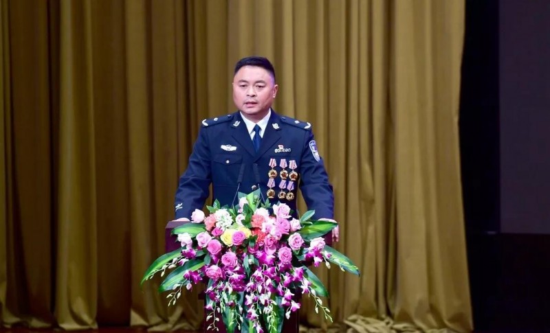 全國(guó)公安系統(tǒng)一級(jí)英模張保國(guó)：用鐵血忠魂詮釋自己的一生