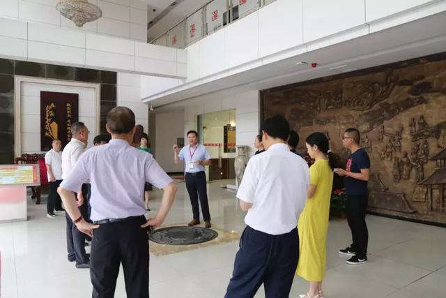 四川省中小企業協會在金宮味業召開食品行業安全工作暨對接交流會