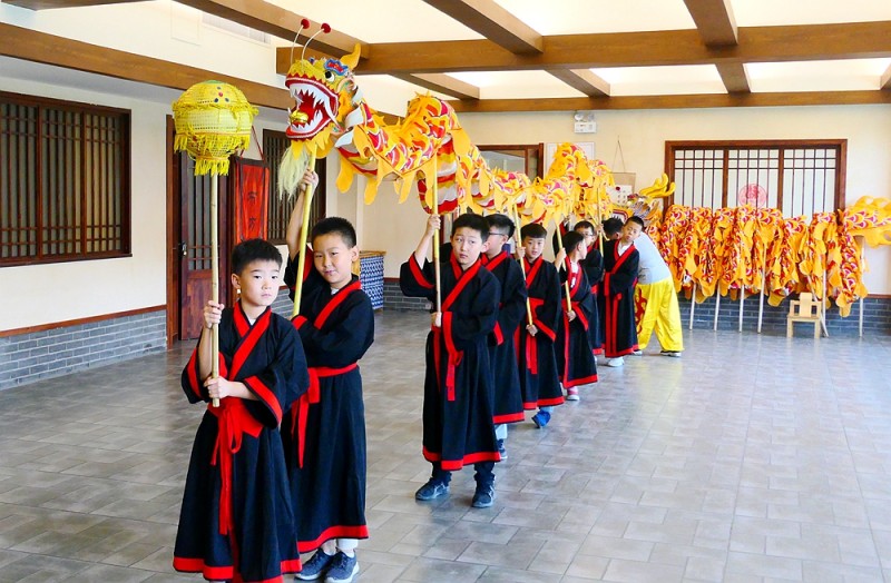 中聯潤騏教育國學研修營獻禮祖國70華誕