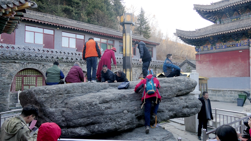 中國文藝名家五臺山藝術之旅暨全國優秀文藝作品征評頒獎典禮在五臺山舉行